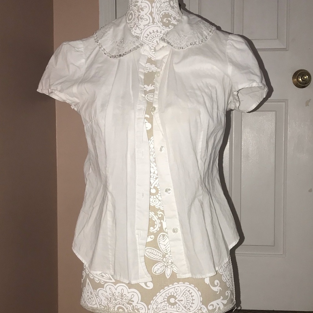 Woman’s button down top size M